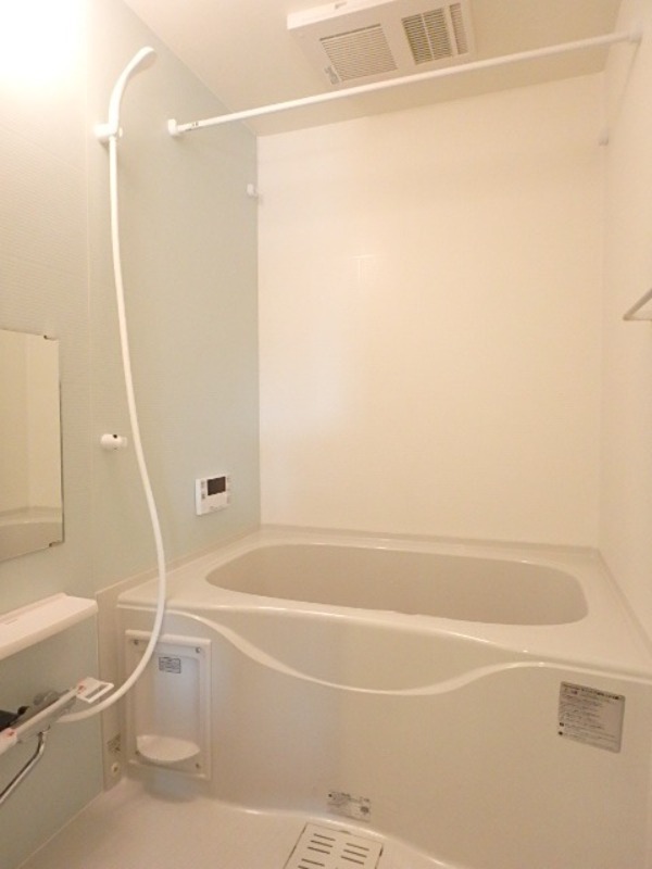 バス・シャワールーム　図面と現状に相違がある場合には現状を優先