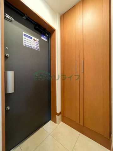 玄関　レジディア池尻大橋(別部屋参考画像)