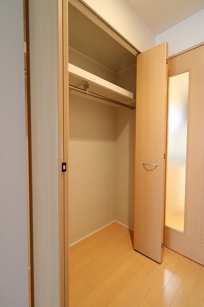 収納　洋室のクローゼット収納です。