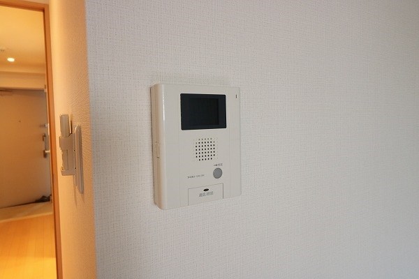セキュリティ　TVモニター付インターホンです。