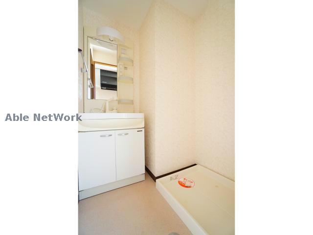 洗面設備　(同型タイプ)