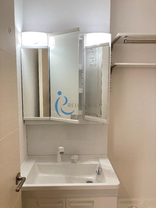 洗面設備　同仕様タイプ