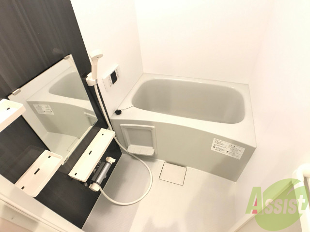 バス・シャワールーム　追い焚きがついているのでいつでも温かいお風呂に入れます。