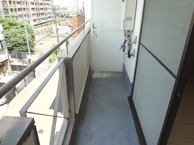 バルコニー　類似写真掲載。