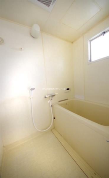 バス・シャワールーム　類似室内