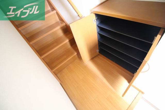 玄関　玄関、下駄箱