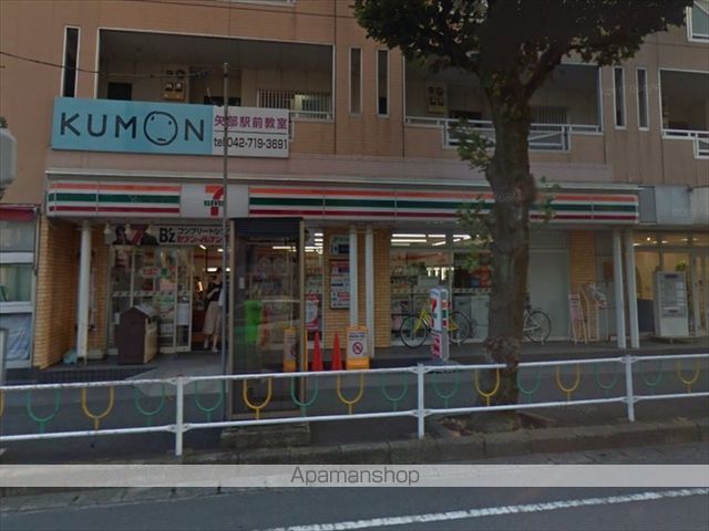コンビニ　セブンイレブン（コンビニ）まで612m