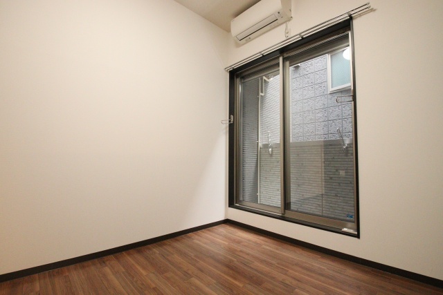 居室・リビング　別部屋の写真です。※現状優先