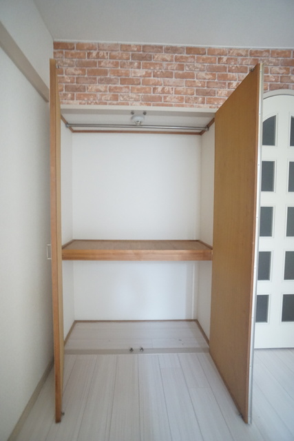 収納　奥行のある収納付です！増えがちな荷物をスッキリ収納できます！