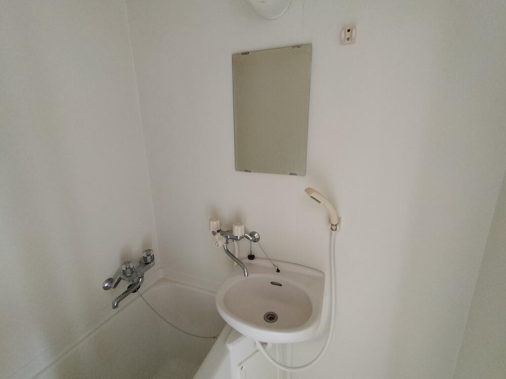 洗面設備　同仕様写真