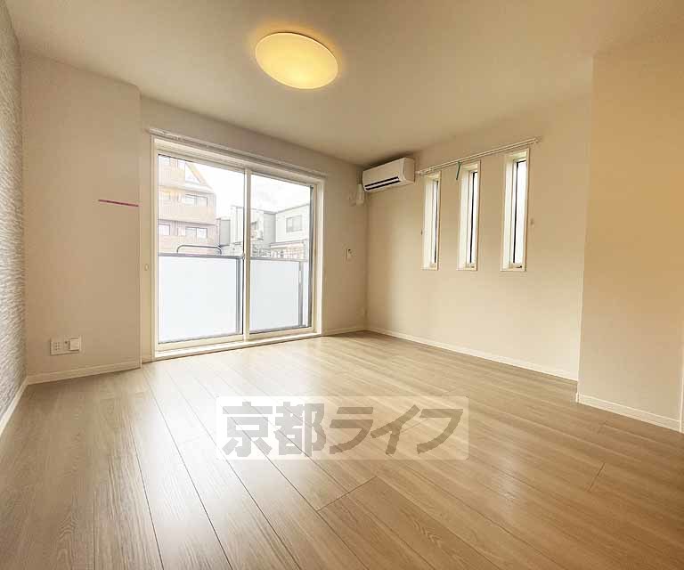 居室・リビング　人気エリア、設備充実物件！