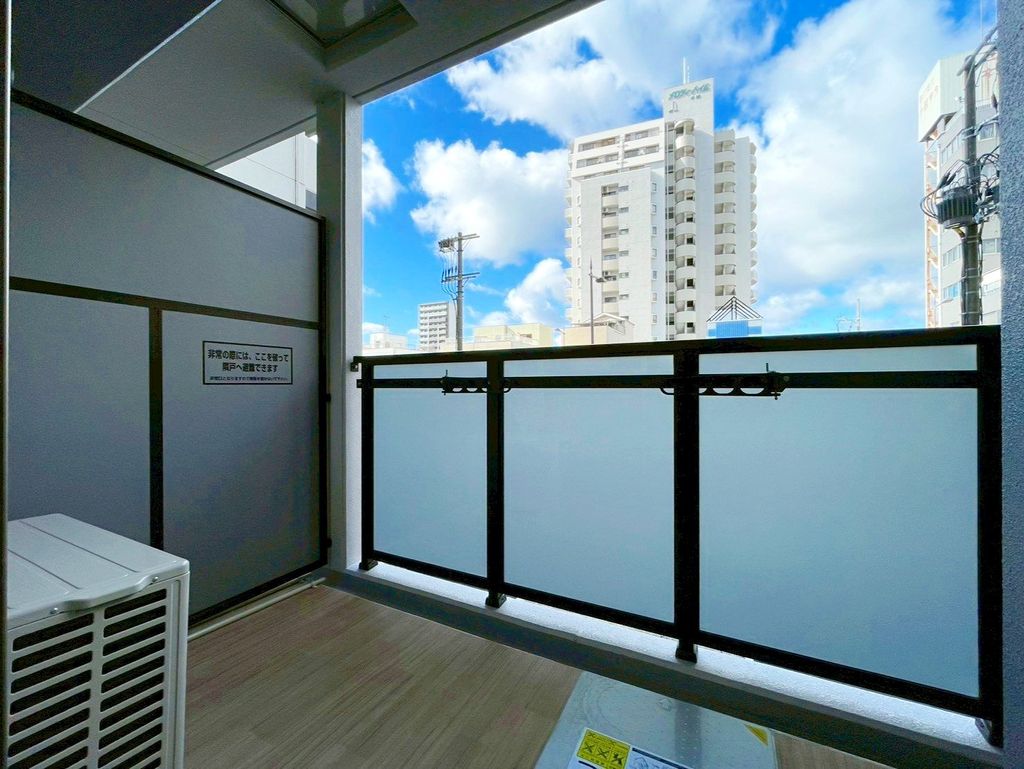 バルコニー　バルコニー