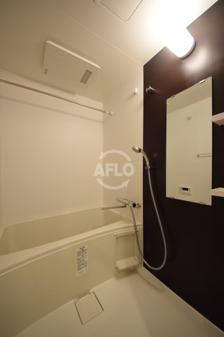 バス・シャワールーム　ラクラス堺筋本町　風呂