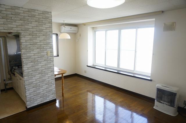 居室・リビング　リビング２