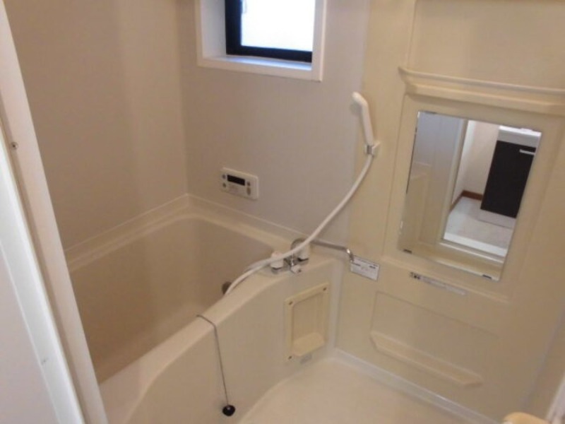 バス・シャワールーム　図面と現状に相違がある場合には現状を優先