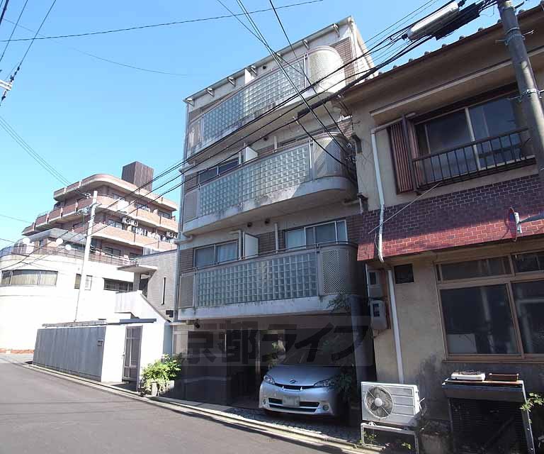 建物外観　・お問い合わせは京都ライフまで・