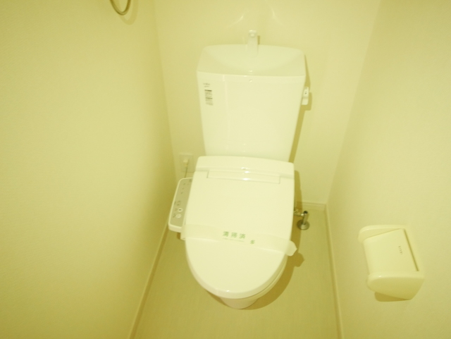トイレ　★ウォシュレット付のトイレです★