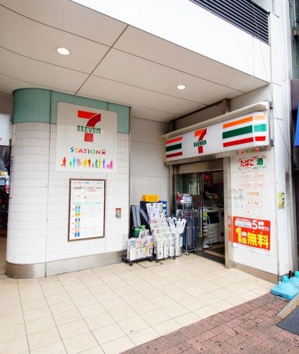 コンビニ　セブン-イレブン 京急ＳＴ平和島店（コンビニ）まで591m