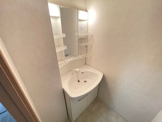 洗面設備　※別部屋の写真です
