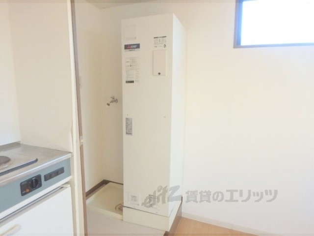 その他　電気温水器