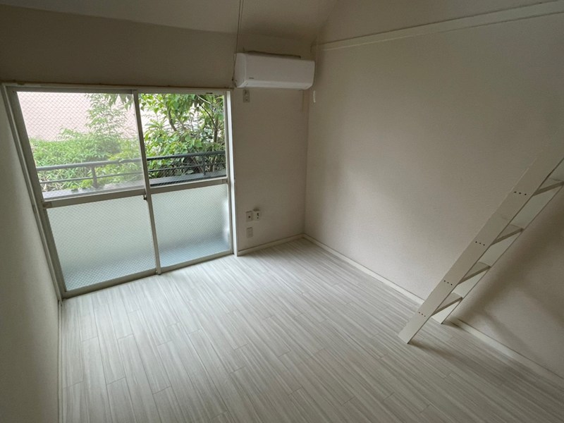 居室・リビング　別室参照