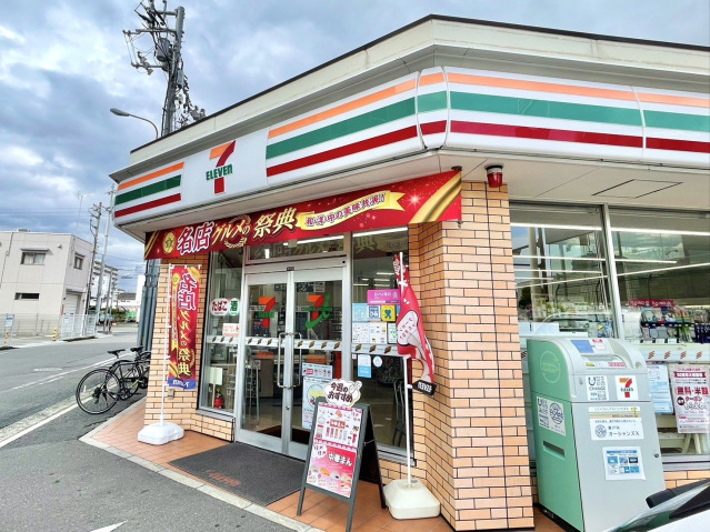 コンビニ　セブンイレブン高松観光通2丁目店（コンビニ）まで484m