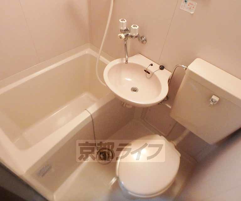 バス・シャワールーム　ユニットバスです。