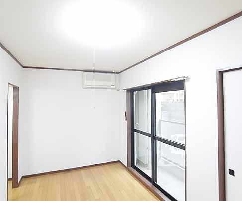 居室・リビング　綺麗な洋室