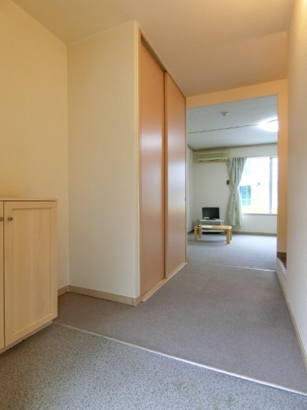 玄関　図面と現状に相違がある場合には現状を優先