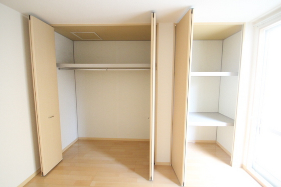 収納　※別部屋の写真です