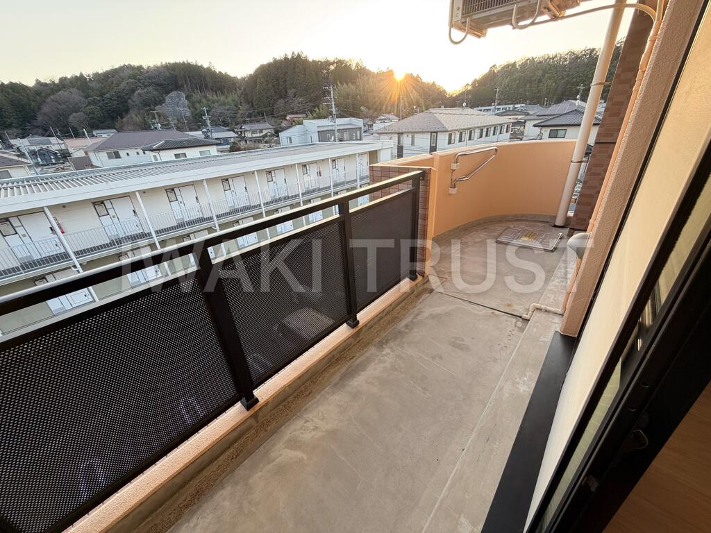 バルコニー　開放感ありのバルコニー！お洗濯がバッチリ☆