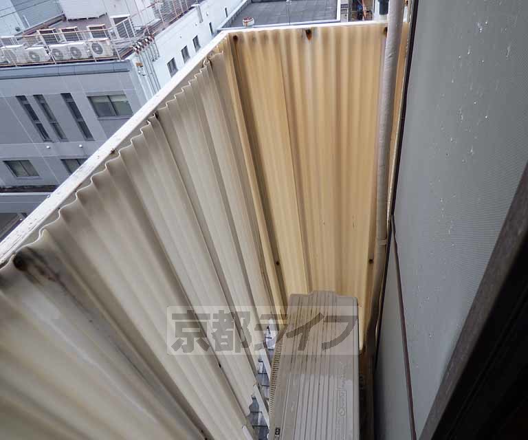 バルコニー　見晴らし良いです。