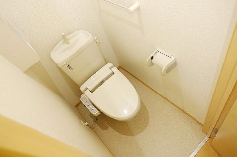 トイレ　シャワー付トイレ