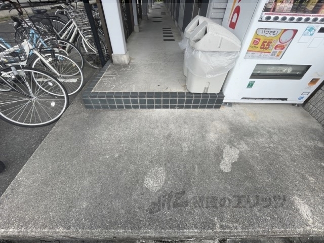 ロビー　ロビー