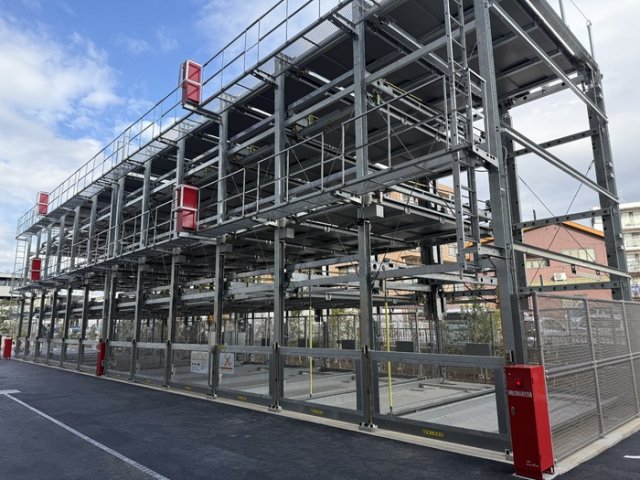 駐車場　駐車場