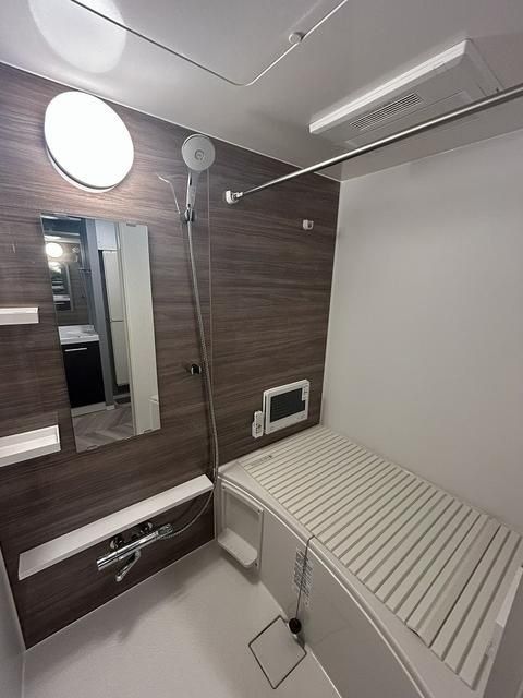 バス・シャワールーム　バス