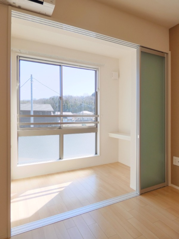 バルコニー　図面と現状に相違がある場合には現状を優先