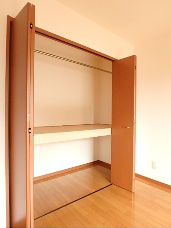 収納　図面と現状に相違がある場合には現状を優先