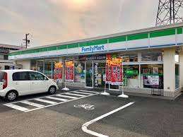 コンビニ　ファミリーマート清水三保店（コンビニ）まで495m