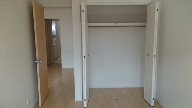 その他部屋・スペース　明るい色調の室内です