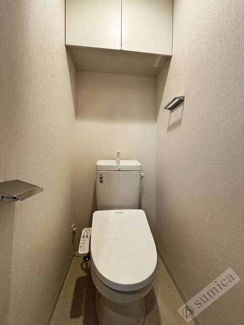 トイレ　温水洗浄便座付き♪♪