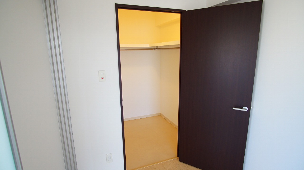 収納　別号室写真のため、現況優先