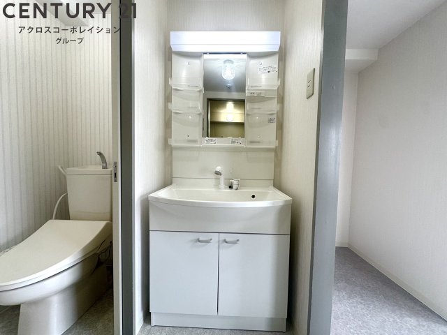 洗面設備　独立洗面台！