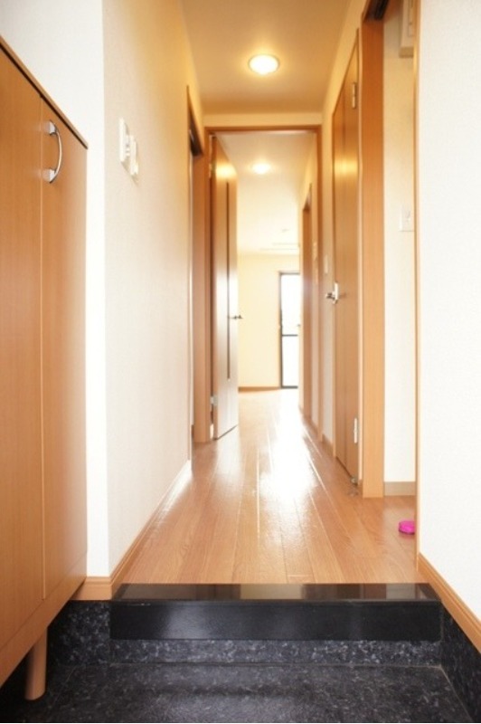 玄関　図面と現状に相違がある場合には現状を優先