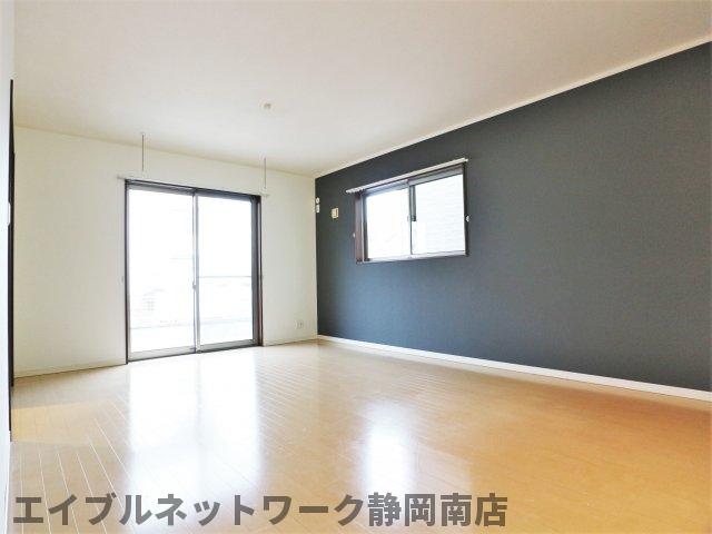 居室・リビング　使いやすい居間です