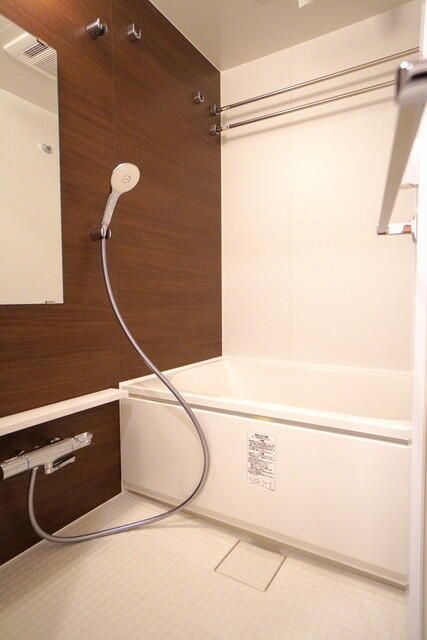 バス・シャワールーム　日々の疲れを癒すお風呂付です