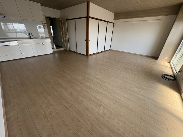 クリーンピア西飾磨の居間写真