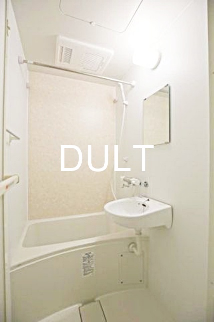バス・シャワールーム　バスルームです。