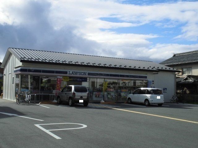 コンビニ　ローソン彦根大藪店様（コンビニ）まで700m