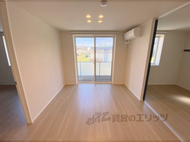 居室・リビング　リビング